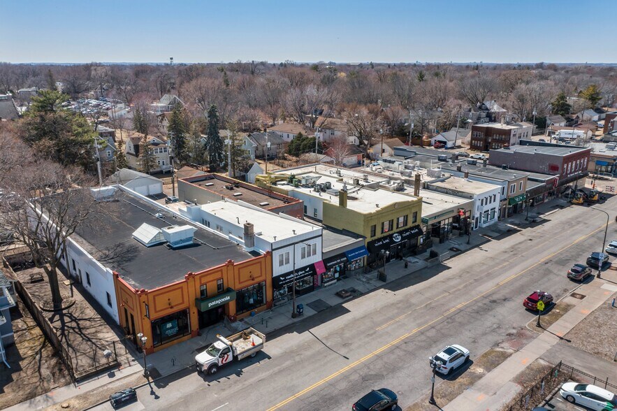 More Photos Of 1652 Grand Ave, Saint Paul Storefront Retail Office For Lease