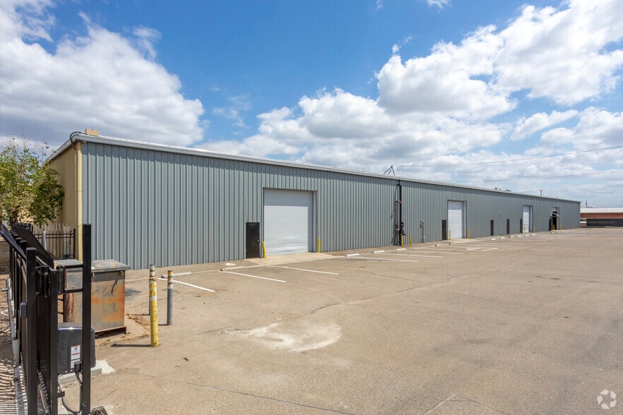 Primary Photo Of 2910 E Heaton Ave, Fresno Industrial For Sale