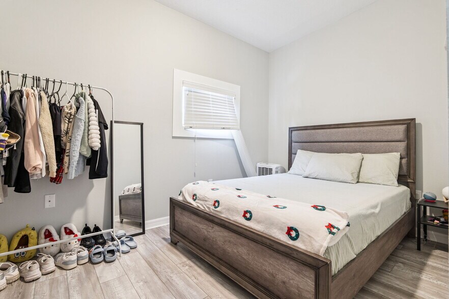 More Photos Of 17425 7th St, Montverde Office For Sale