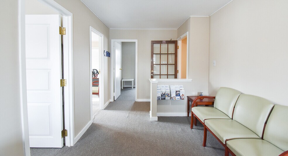 More Photos Of , Arlington Office For Sale