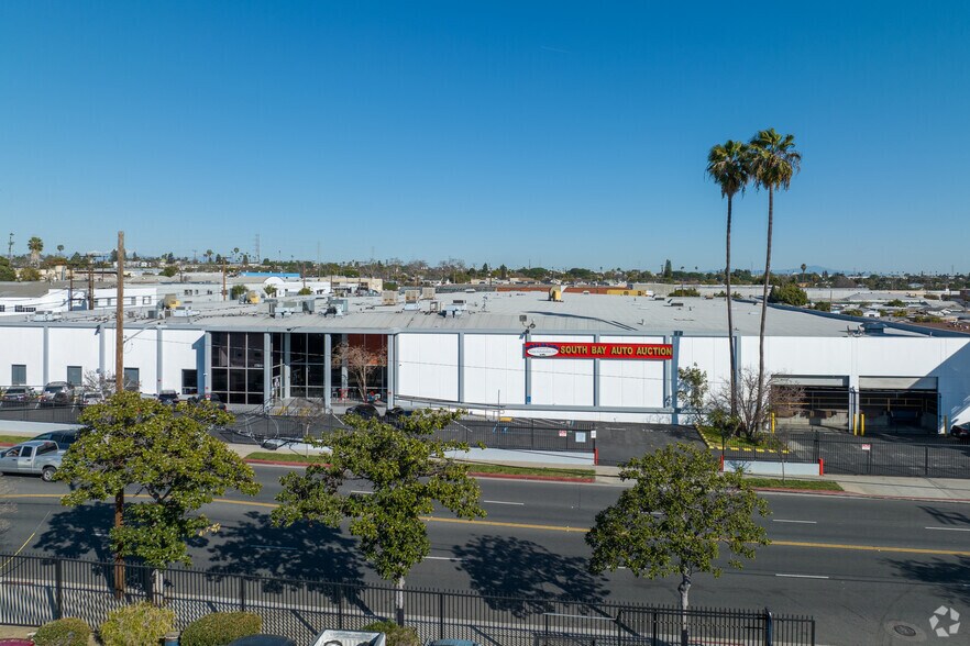 More Photos Of 13210 S Normandie Ave, Gardena Warehouse For Sale
