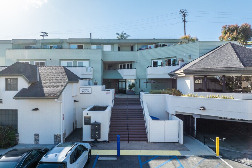 More Photos Of 310 Broadway St, Laguna Beach Storefront Retail Office For Sale