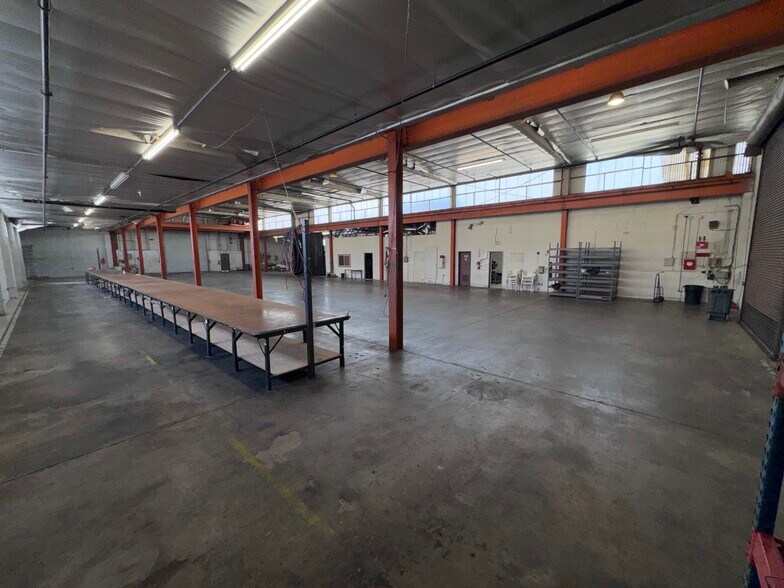More Photos Of 8454 Trojan St, Pico Rivera Manufacturing For Lease
