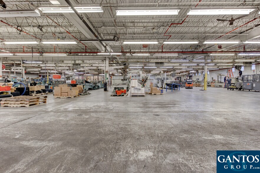 More Photos Of 1957 Beverly Ave SW, Grand Rapids Industrial For Sale