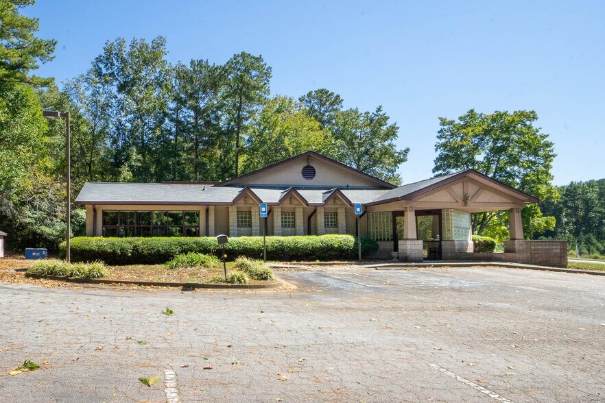More Photos Of 211 Millard Farmer Ind Blvd, Newnan Medical For Sale