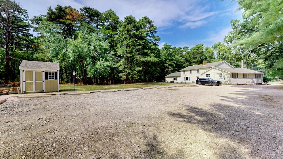 More Photos Of 172 Tuckerton Rd, Medford Office For Sale
