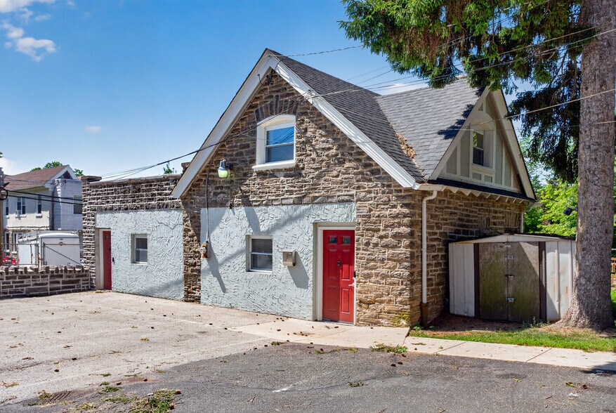 More Photos Of 820 E Vernon Rd, Philadelphia Unknown For Lease