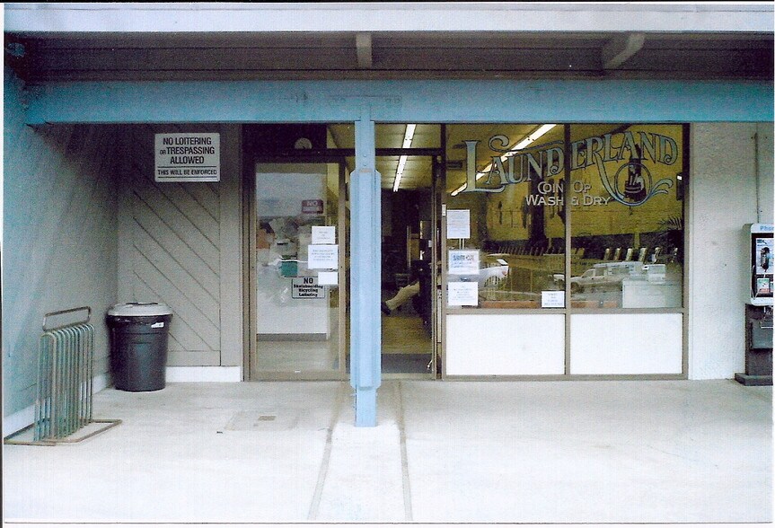 More Photos Of 112-166 Morgan Way, Mount Shasta Storefront For Lease