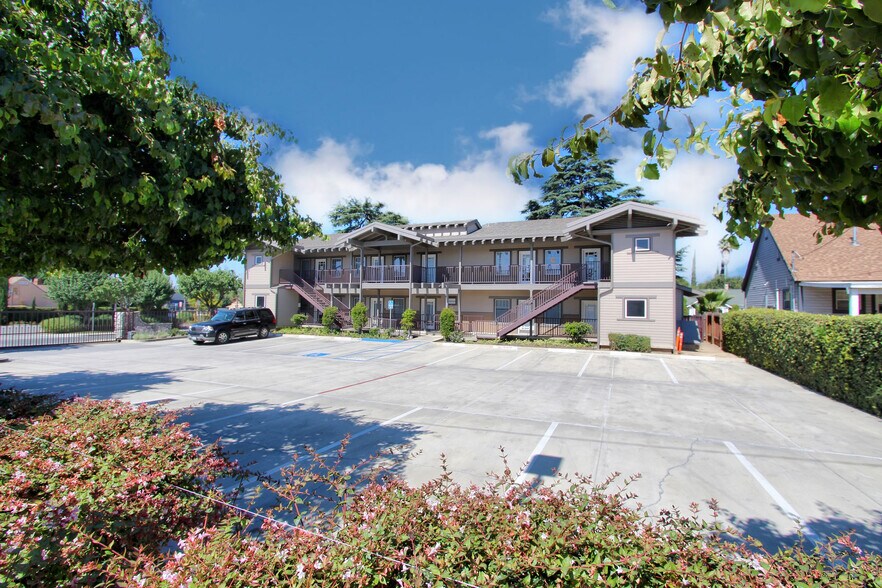 More Photos Of 437 N Riverside Ave, Rialto Loft Creative Space For Sale