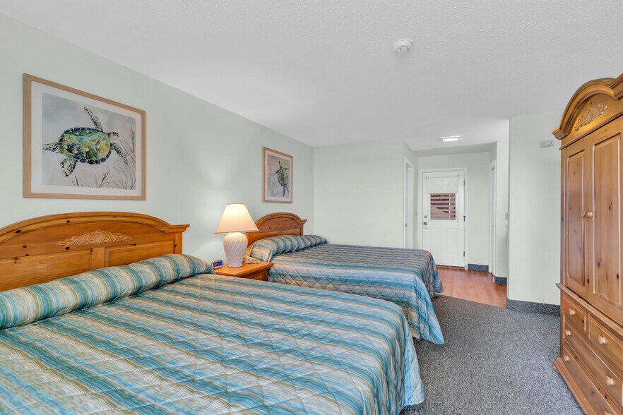More Photos Of 1008 Ocean Ave, Point Pleasant Beach Hotel For Sale