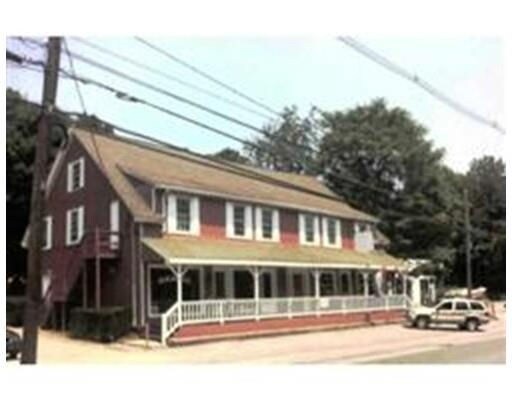 More Photos Of 320-326 Boston Post Rd, Sudbury Storefront Retail Office For Lease