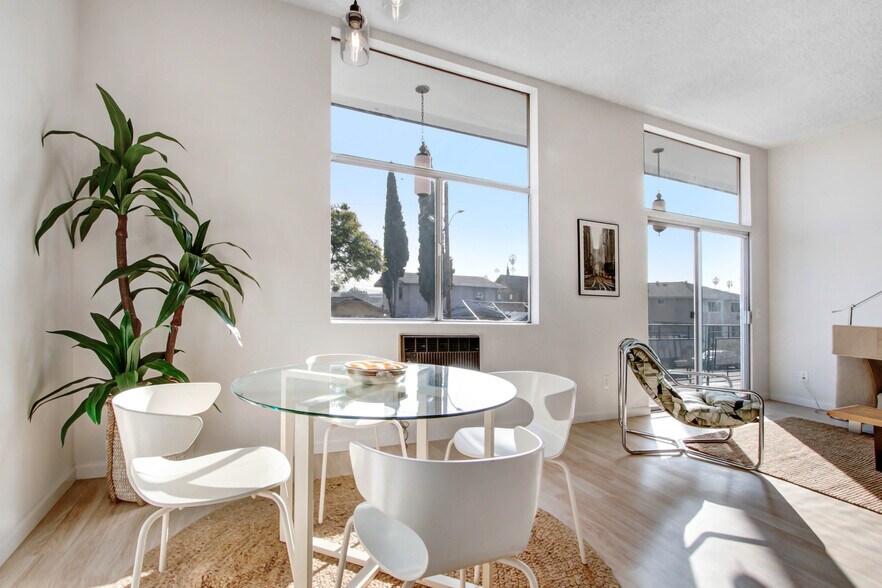 More Photos Of 1045 N Ardmore Ave, Los Angeles Apartments For Sale