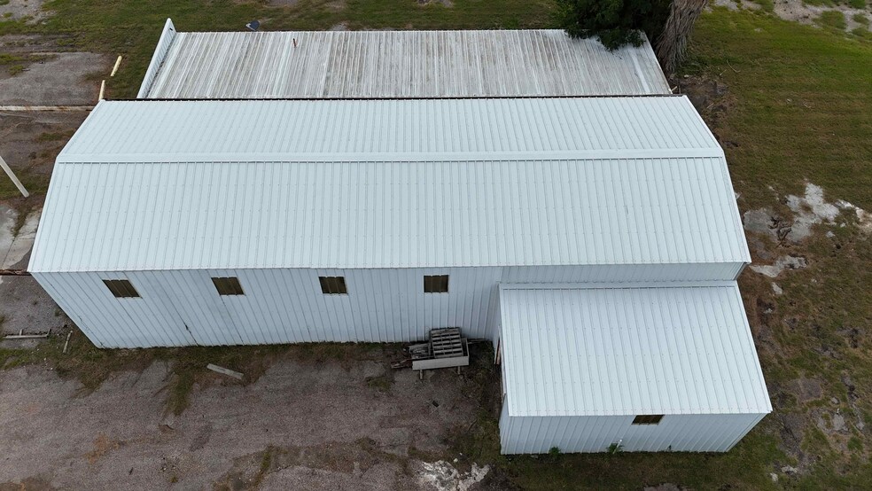 More Photos Of 1220 S Navigation Blvd, Corpus Christi Industrial For Sale