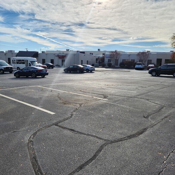 More Photos Of 6000 Meadow Brook Mall Ct, Clemmons Storefront Retail Office For Lease
