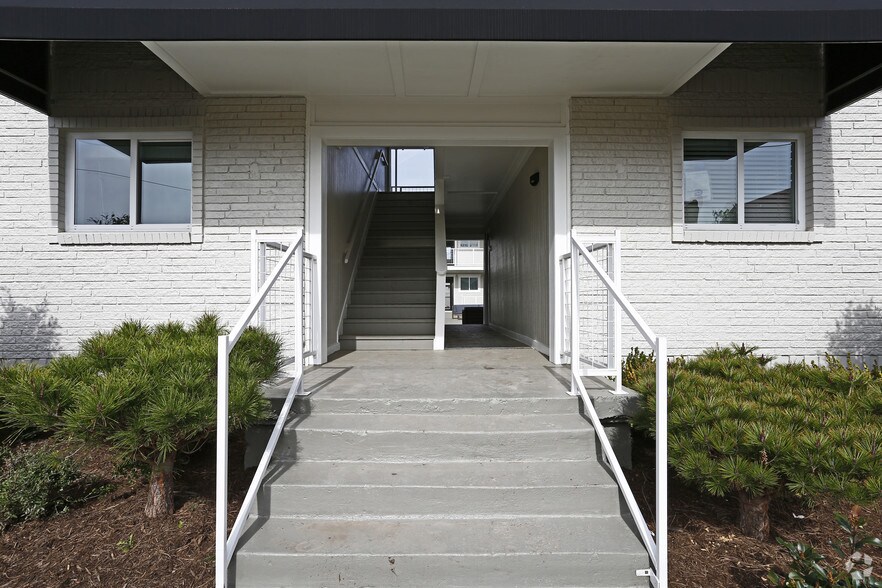 More Photos Of 4919 San Jacinto St, Dallas Apartments For Sale