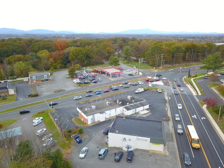 More Photos Of 7106 Timberlake Rd, Lynchburg General Retail For Sale