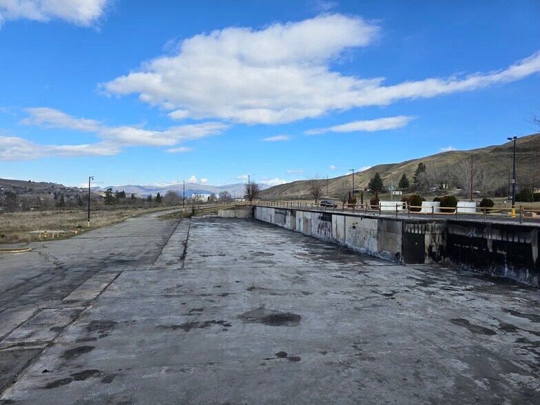 More Photos Of 11 Apple Way rd, Okanogan Land For Sale