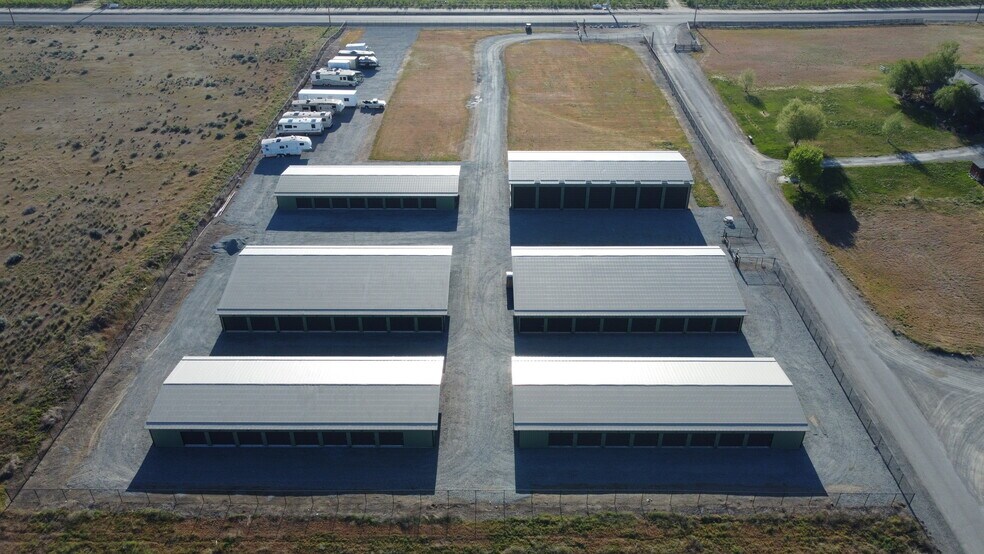 Primary Photo Of 8 Hacienda Ln, Brewster Self Storage For Sale