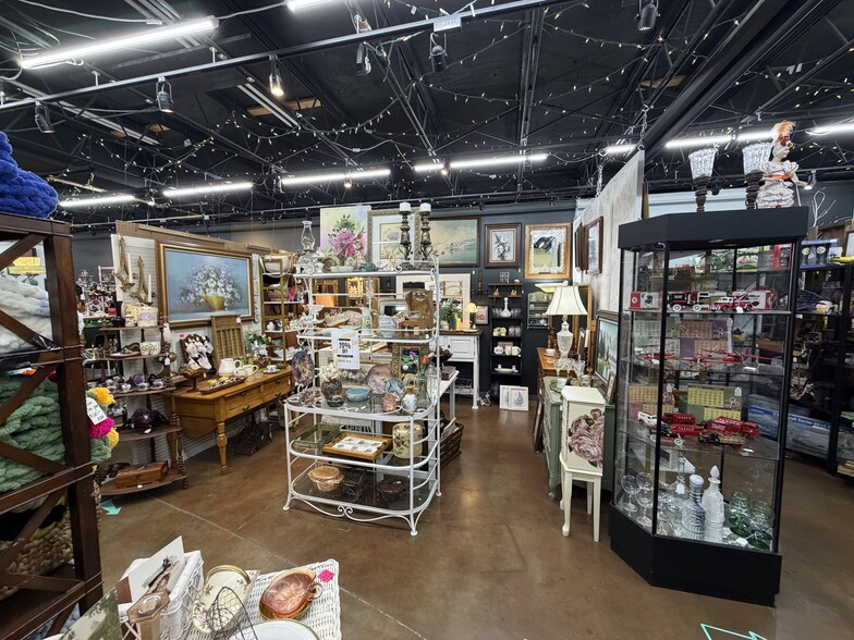 More Photos Of 315 W Main St, Tomball Storefront Retail Office For Lease