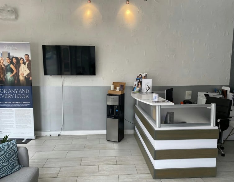 More Photos Of 1915-1917 N Damen Ave, Chicago Storefront For Sale