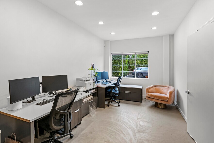 More Photos Of 11240 Playa Ct, Culver City Loft Creative Space For Sale