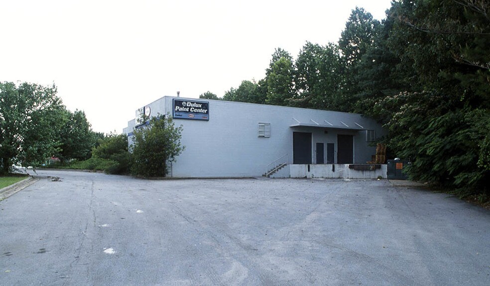 More Photos Of 2561 W Point Ave, College Park Warehouse For Sale