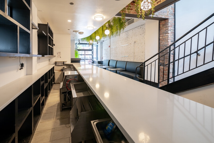More Photos Of 644 H St NE, Washington Storefront Retail Office For Lease