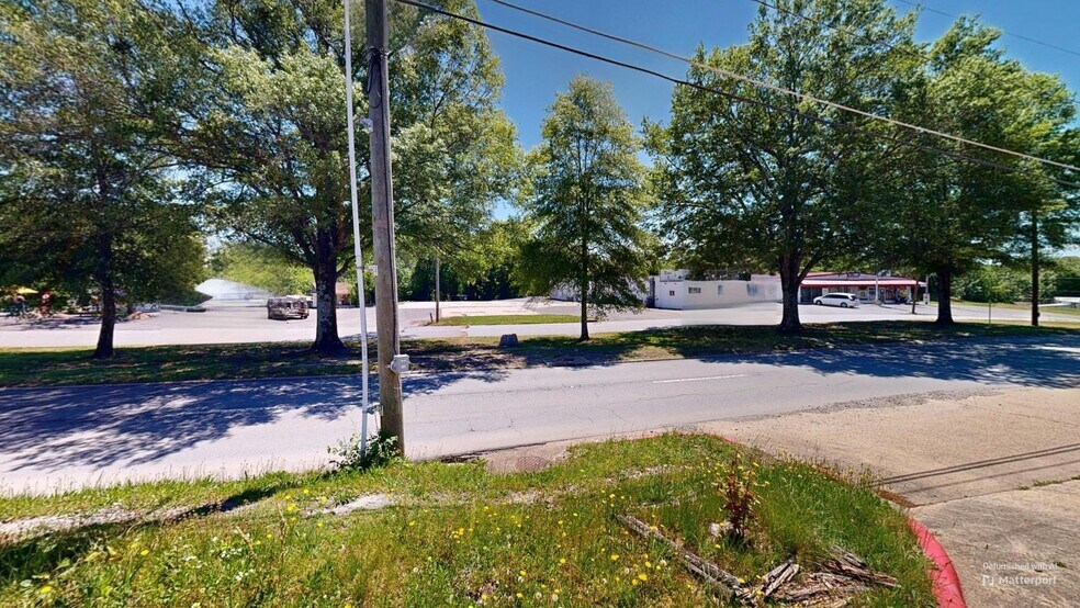 More Photos Of 1005 E Grand Ave, Hot Springs Unknown For Lease