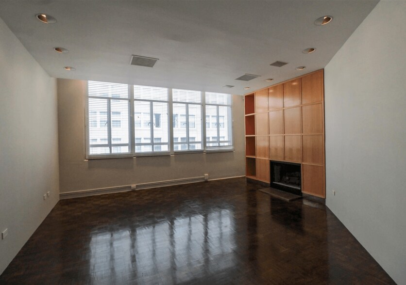 More Photos Of 44 S Front St, Memphis Apartments For Lease