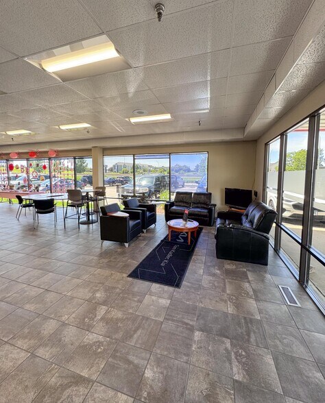 More Photos Of 4444 Highway 52 N, Rochester Auto Dealership For Sale