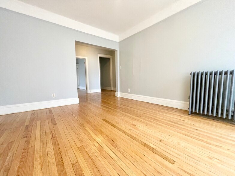 More Photos Of 4317 S Michigan Ave, Chicago Apartments For Sale