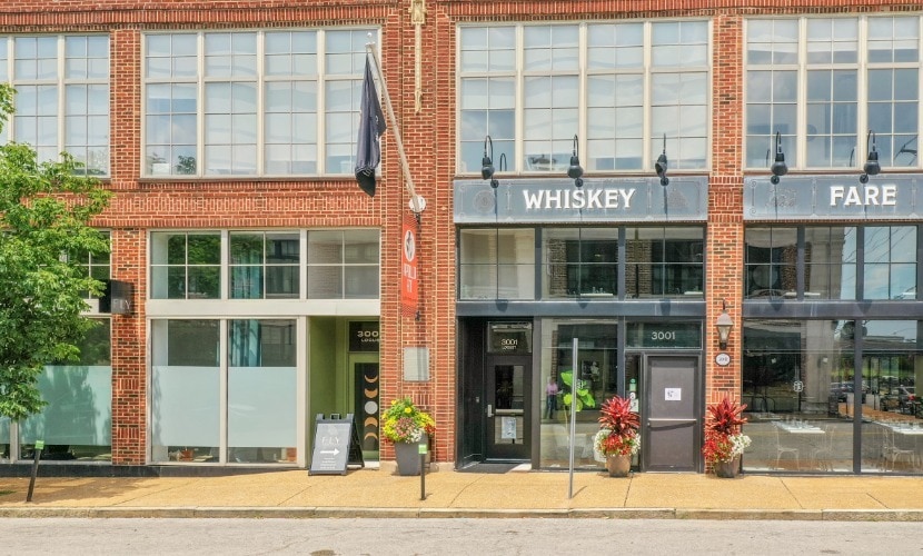 More Photos Of 511 N Garrison Ave, Saint Louis Office For Lease