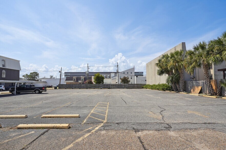 More Photos Of 3125 N Causeway Blvd, Metairie Auto Repair For Sale