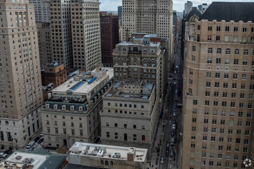 More Photos Of 1435-1441 Walnut St, Philadelphia Office For Lease