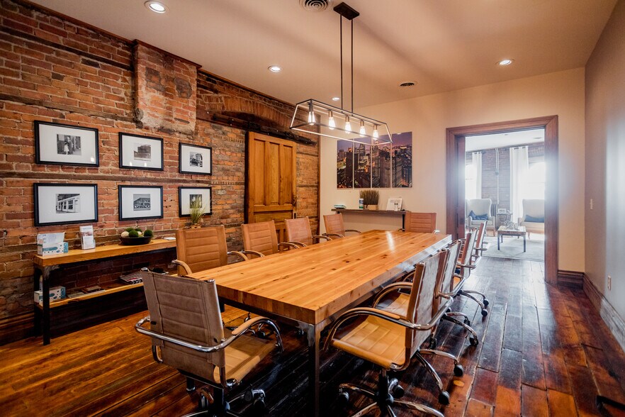 More Photos Of 1842-1846 Michigan Ave, Detroit Storefront Retail Office For Lease