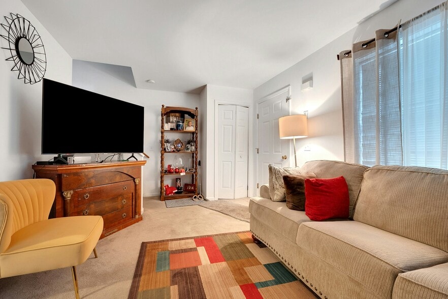 More Photos Of , Stamford Multifamily For Sale