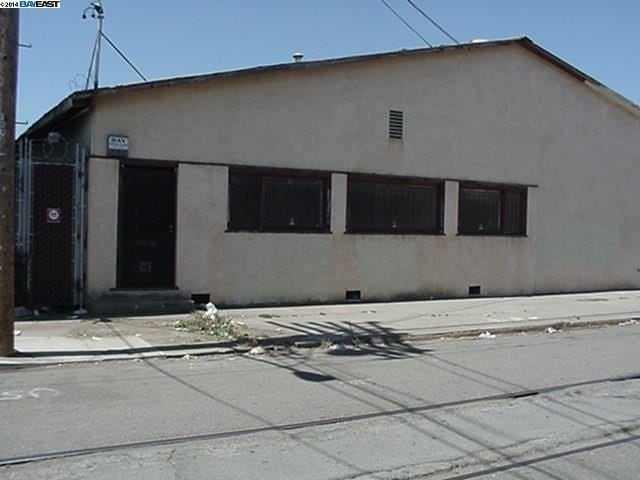 More Photos Of 1429-1449 105th Ave, Oakland Warehouse For Sale