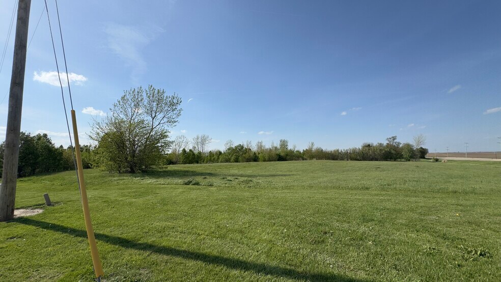 More Photos Of Pin 14-11-477-001 Northtown And Pipeline Rds, Normal Land For Sale