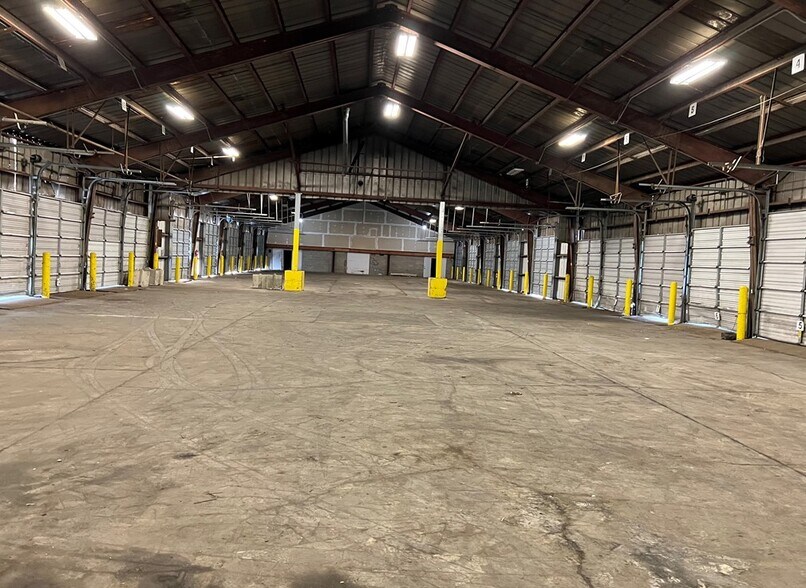 More Photos Of 681 Route 211 E, Middletown Truck Terminal For Sale