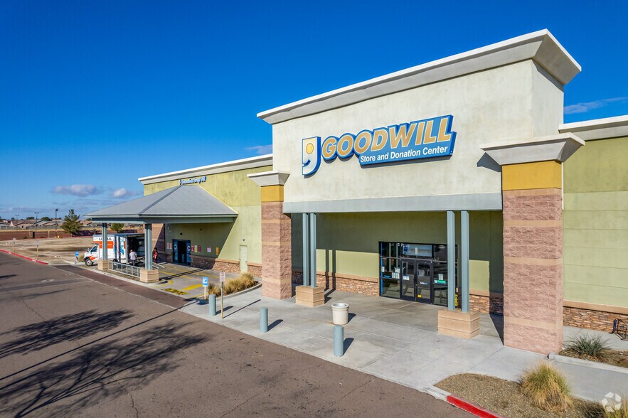 More Photos Of W Baseline Rd @ 19th Ave, Phoenix Unknown For Lease