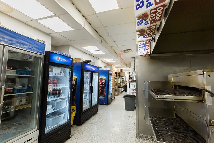 More Photos Of 1140 Kermit St, Plainview Restaurant For Sale