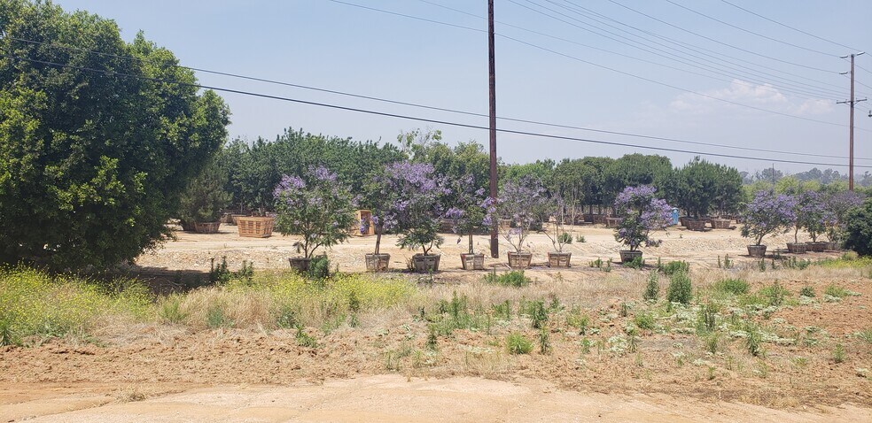 More Photos Of 1246 Washington St, Riverside Land For Lease