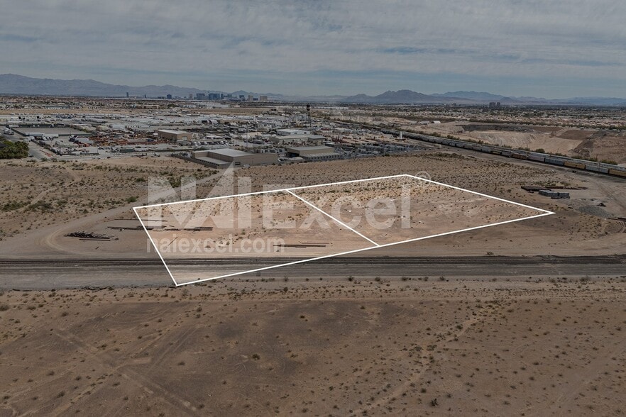 More Photos Of Redwood near Gomer, Las Vegas Land For Sale