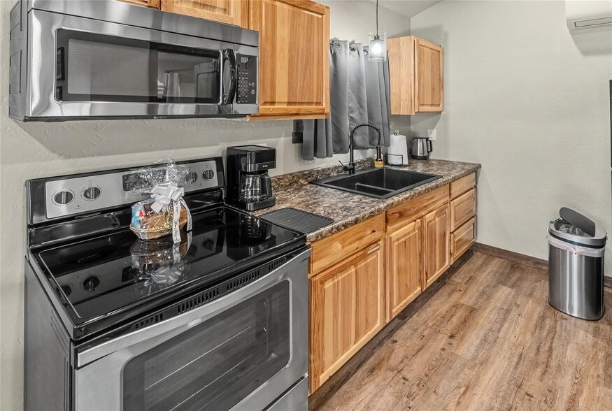 More Photos Of 1040 Roost Way, Columbia Falls Specialty For Sale