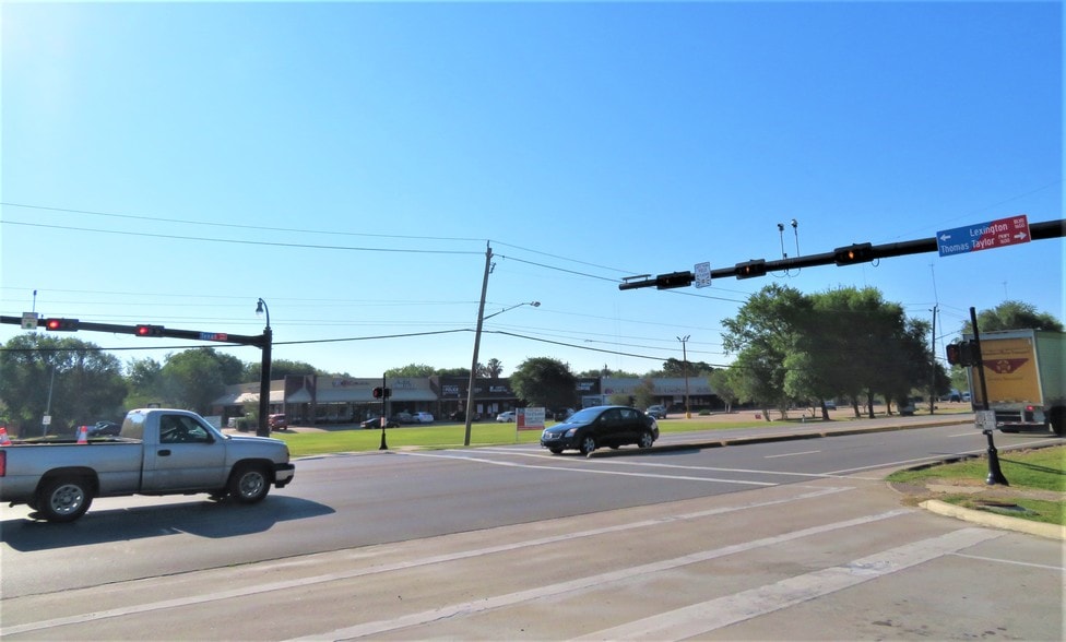 More Photos Of 1701-1799 Texas Pky, Missouri City Unknown For Lease