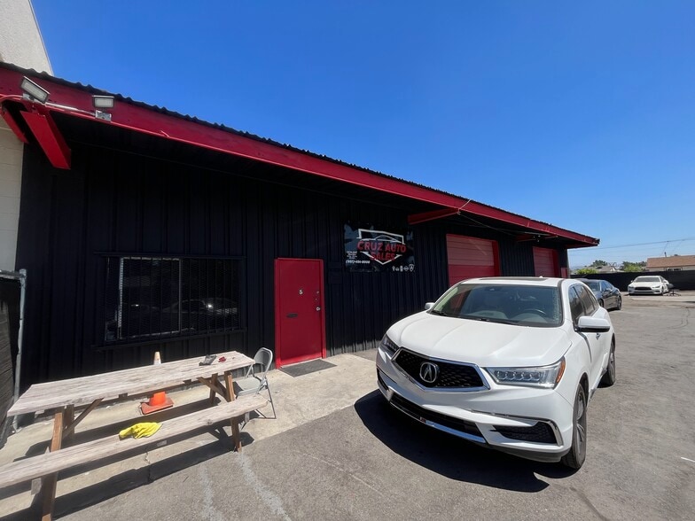 Primary Photo Of 26035 Baseline, San Bernardino Freestanding For Lease