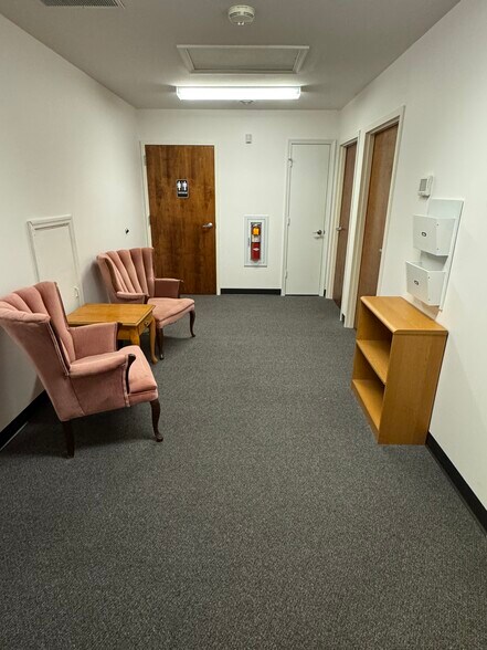More Photos Of 1136-1146 Opal Ct, Hagerstown Medical For Sale