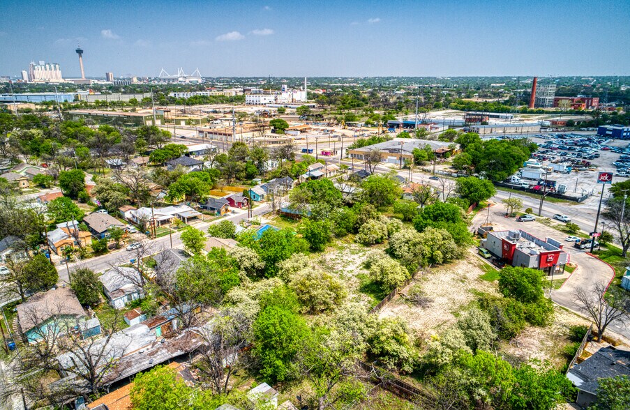 More Photos Of 821-835 Probandt St, San Antonio Land For Sale