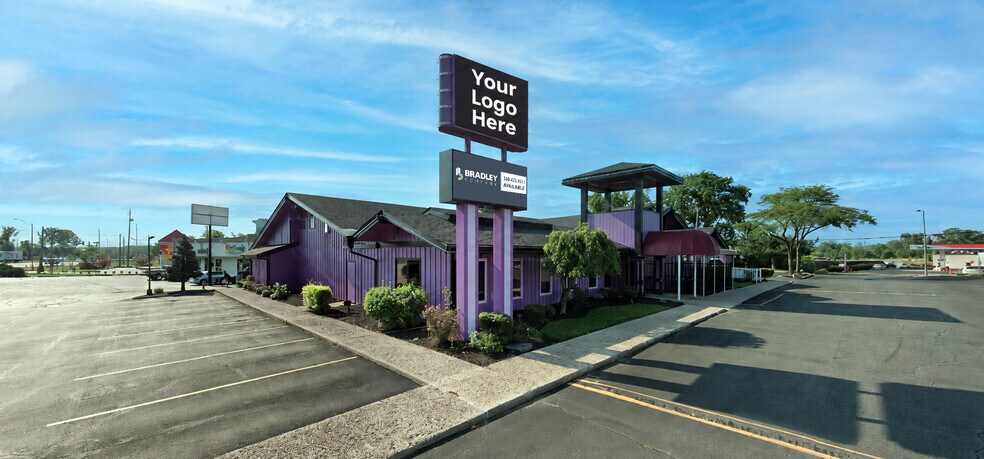 Primary Photo Of 930 E Coliseum Blvd, Fort Wayne Restaurant For Sale