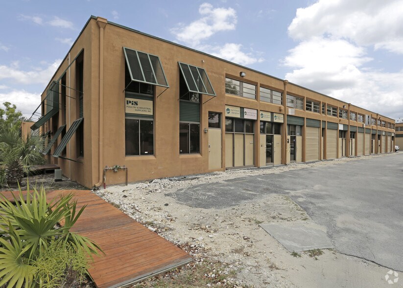 More Photos Of 12217 SW 132nd Ct, Miami Light Distribution For Sale